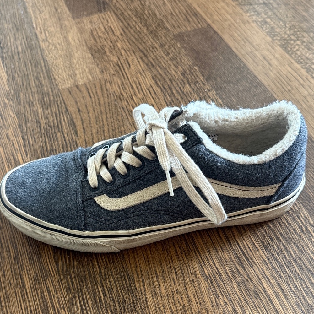 Vans Old Skool Sneakers in fair condition